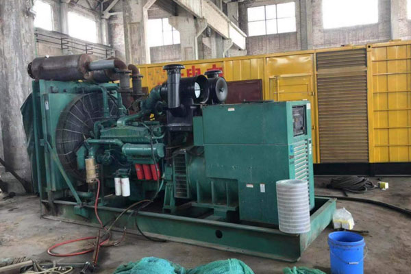 冯坡镇发电机组的空气滤清器应该如何保养？