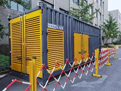 冯坡镇如何使用转速表检查发动机的转速？