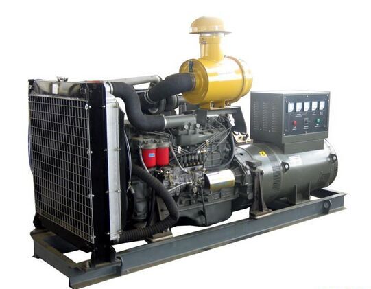 冯坡镇汽油发电机组冬季保养时，燃油系统需要注意什么？